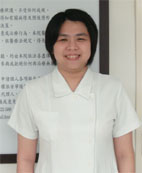 親切的護士阿姨  小病童忘記疼痛(相關圖片)