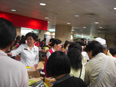 籌募社服基金助人   義賣活動熱鬧溫馨(相關圖片)