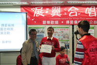 展翼合唱團在亞東醫院開唱(相關圖片)