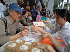 亞東『健康列車』(相關圖片)