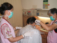 生命旅途終點前的陪伴者   亞東紀念醫院安寧療護團隊(相關圖片)