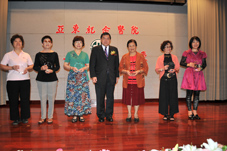 默默奉獻  『榮譽亞東人』(相關圖片)