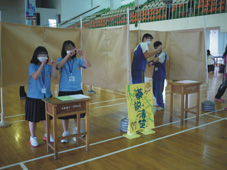 手畫腳show創意    新北用藥小達人大展身手 (相關圖片)