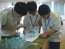 手畫腳show創意    新北用藥小達人大展身手 (相關圖片)