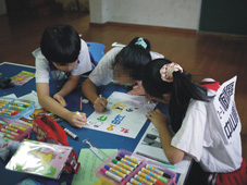 手畫腳show創意    新北用藥小達人大展身手 (相關圖片)