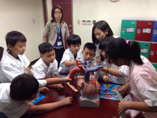 國小學童的生命教育  『小小華佗營』(相關圖片)