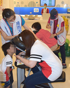 「媽咪親一下」亞東醫院母親節關懷活動(相關圖片)