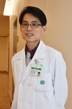 腿上出現像蚯蚓般的扭曲血管  可能是靜脈曲張(相關圖片)