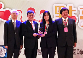 把健康給病人  把榮耀給亞東(相關圖片)