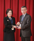 以「電子病歷應用於病歷管理」專案參賽榮獲金獎第一名(相關圖片)