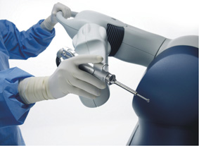 引進膝關節重建新技術(相關圖片)