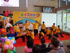 戒菸戒檳動起來！爸爸健康跟著來(相關圖片)