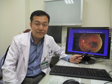 眼鏡一直換？  小心白內障(相關圖片)