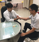 中風病人積極復健，重新擁抱美好人生(相關圖片)