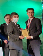 『亞東醫療團隊』防疫守護台灣　榮獲國家的肯定(相關圖片)