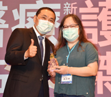 第九屆醫療公益獎-醫事教育研究獎-所有榮耀   感謝營養科團隊合作(相關圖片)