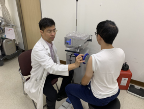 年紀到了肩膀痛   就是五十肩嗎?(相關圖片)