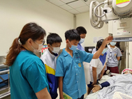 亞東「醫學體驗營」  開啟青少年醫藥衛生領域(相關圖片)