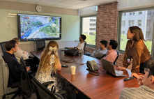 哈佛大學商學院蒞臨亞東  跨國交流商業經營管理與實務(相關圖片)