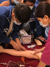 亞東『醫學營』  缺醫不可(相關圖片)