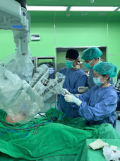 當創傷後，腹壁重建遇上機械手臂   不只活下來，還要好好活下去(相關圖片)