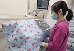 守護巴掌仙子  亞東醫院與您攜手  譜寫生命的「微」美樂章(相關圖片)