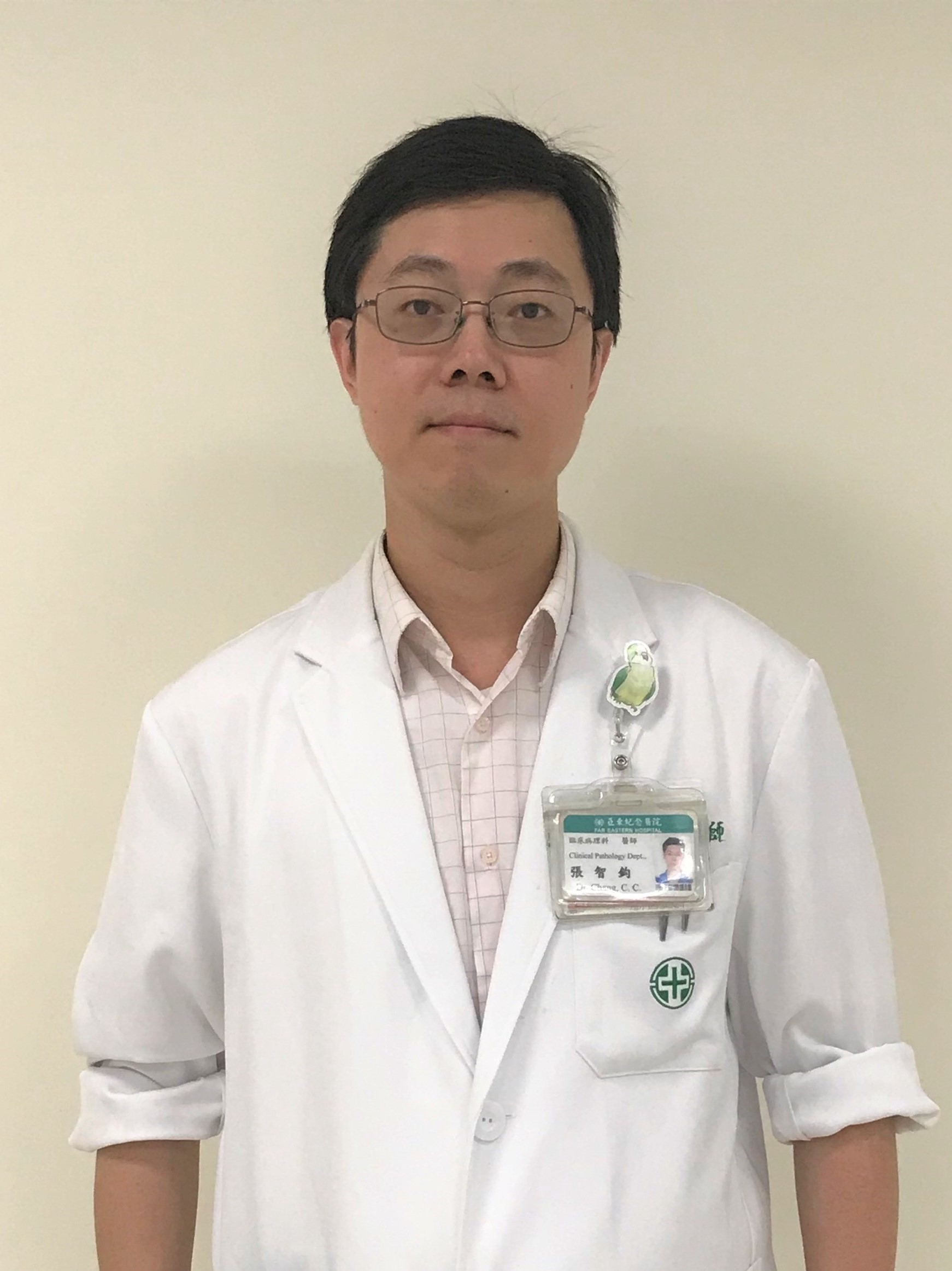 張智鈞    　醫師