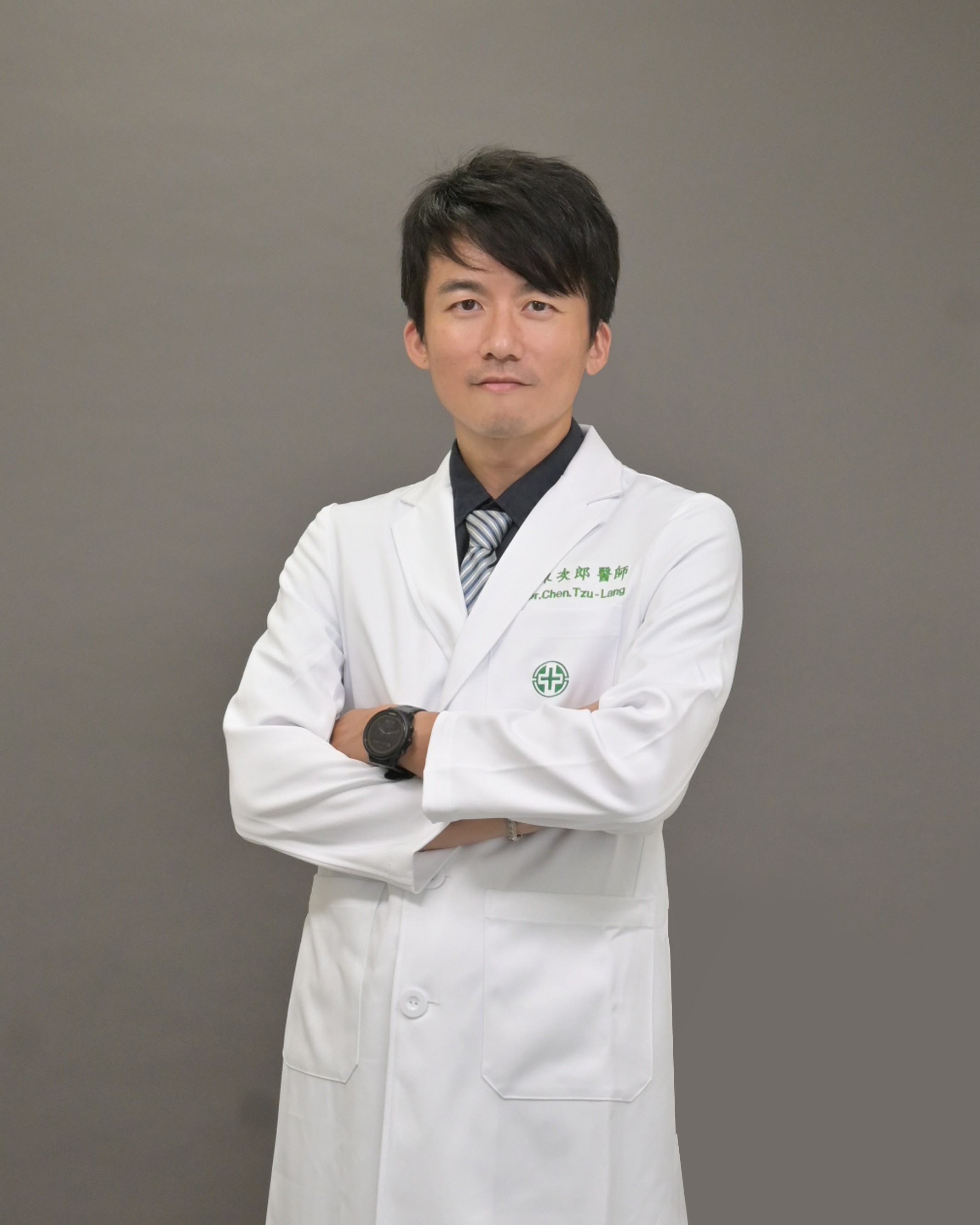 陳次郎    　醫師